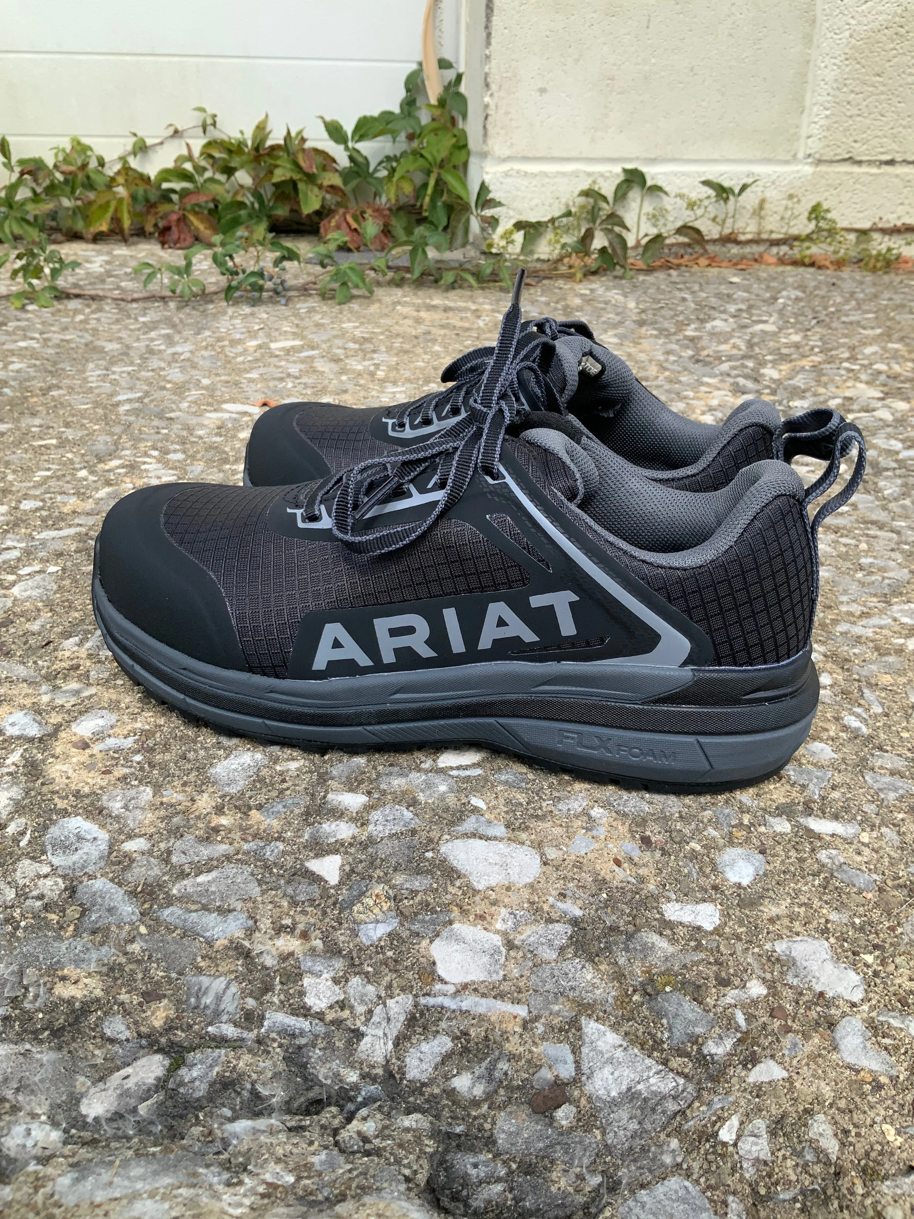 Classic Style Heavy Duty Safety Ariat Women's Outspace Composite Toe Safety Work Shoe 10040324