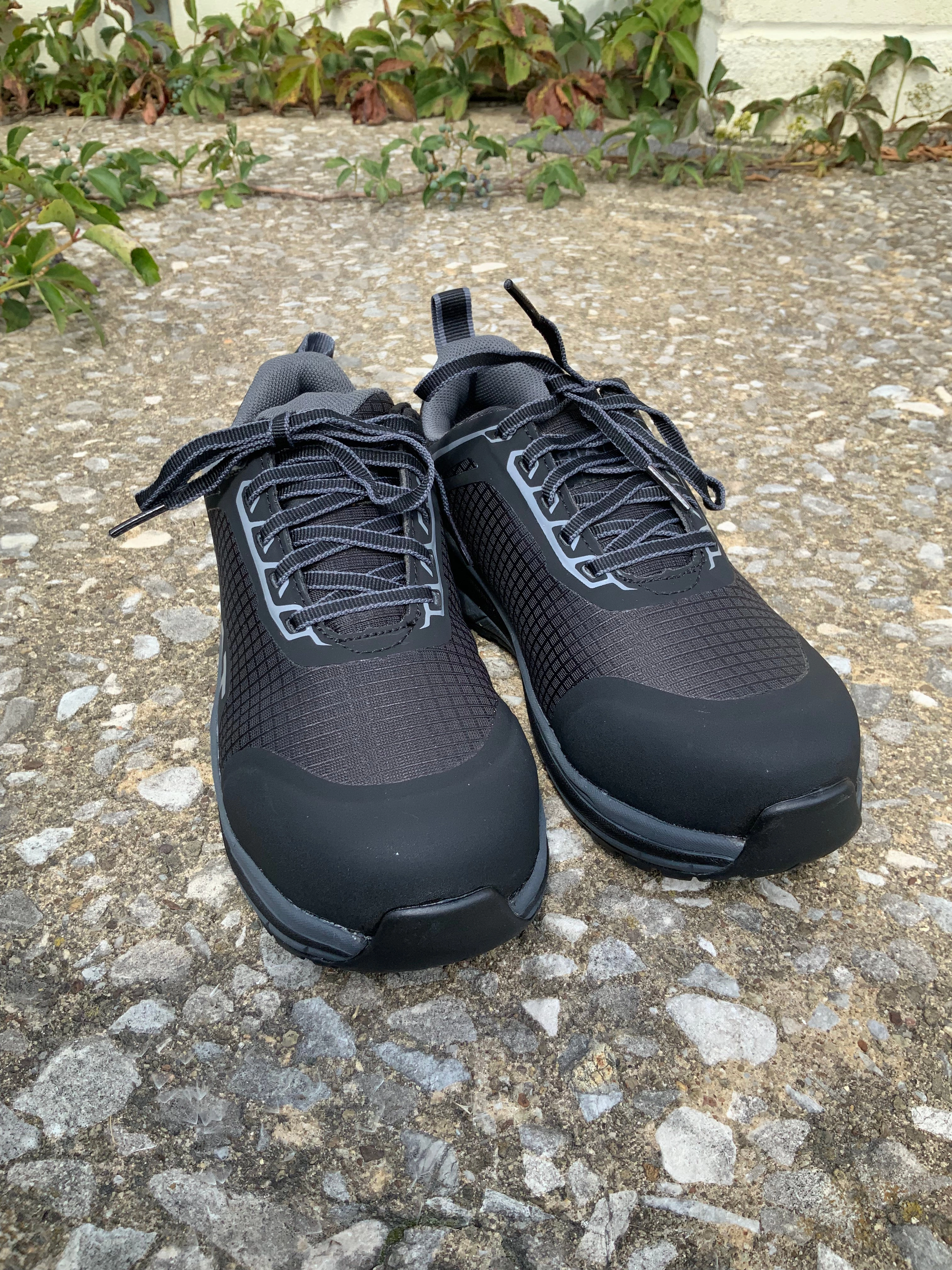 Ariat Women's Outspace Composite Toe Safety Work Shoe 10040324 Shock Absorbing Snow Conditions