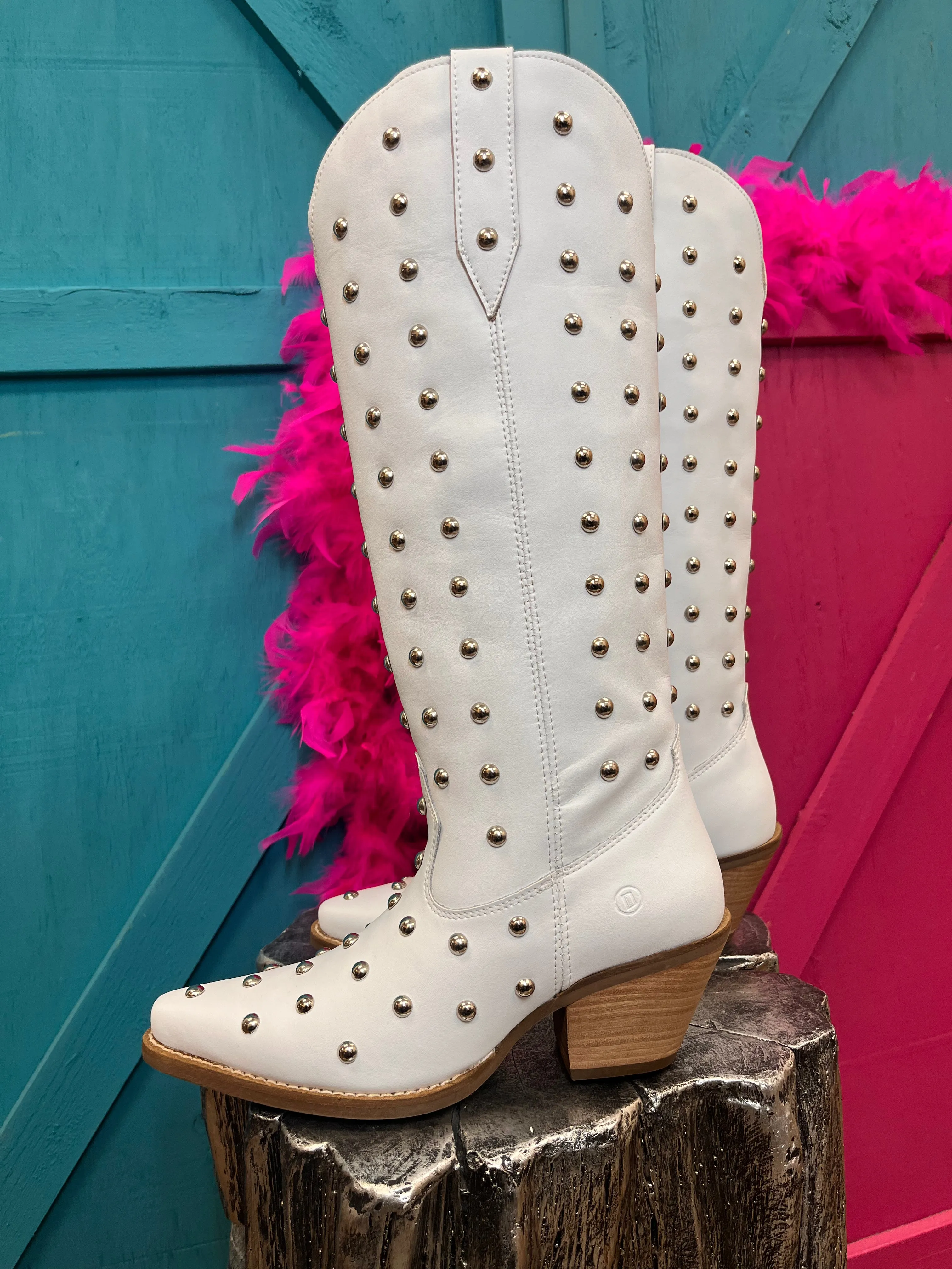 Dingo Women's Broadway Bunny White Tall Studded Snip Toe Cowgirl Boots DI155 Country Soul